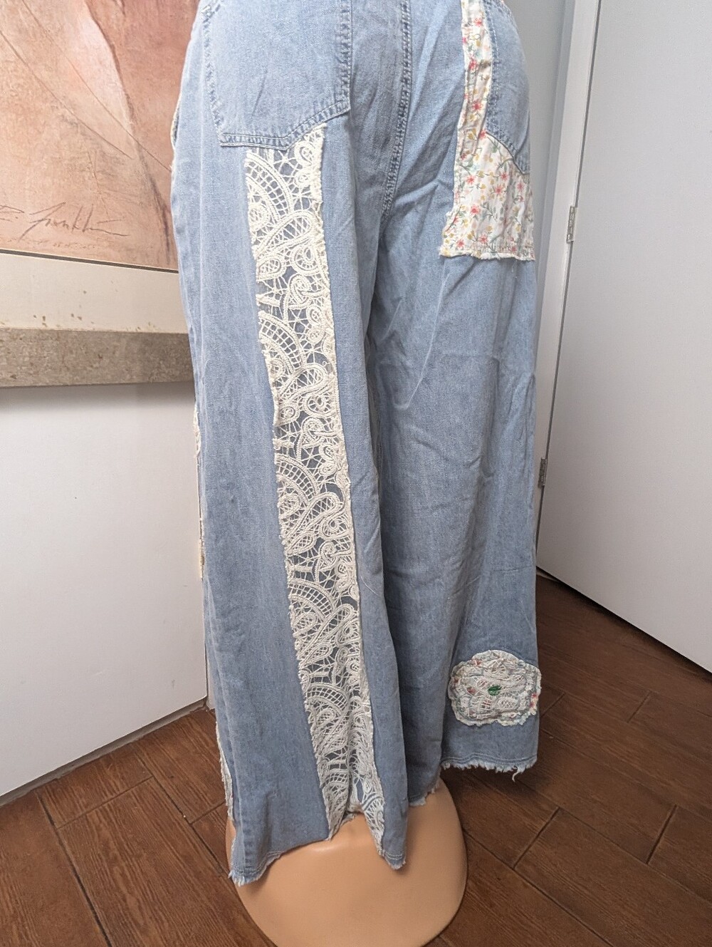 POL Drawstring Lace Floral Patchwork Wide Leg Flare Jeans Size M - Picture 7 of 10